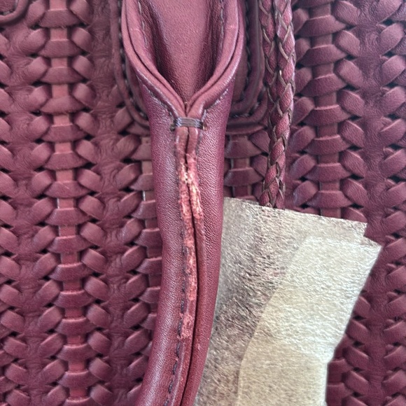 Cole Haan E/W tote Masquerade - Picture 8 of 11